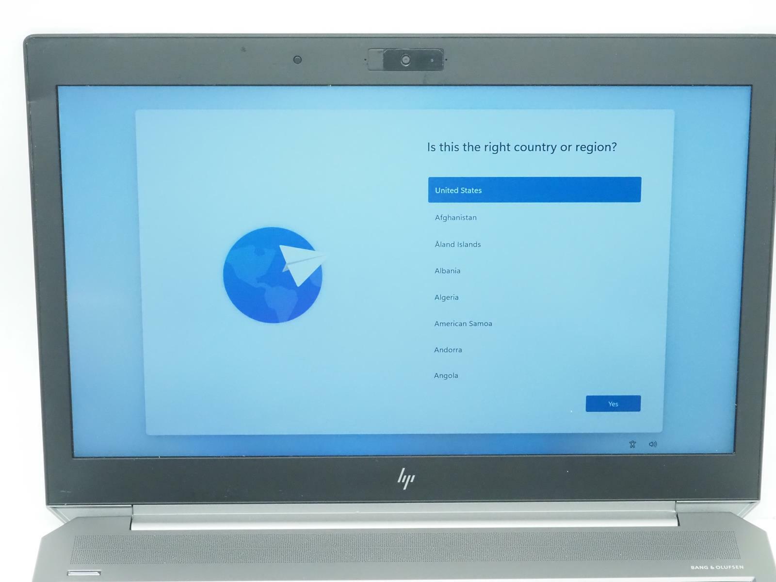 HP ZBOOK 15 G5 15.5"  Intel Core i7-8850H 2.60GHz 32 GB RAM 51 2GB NVMe